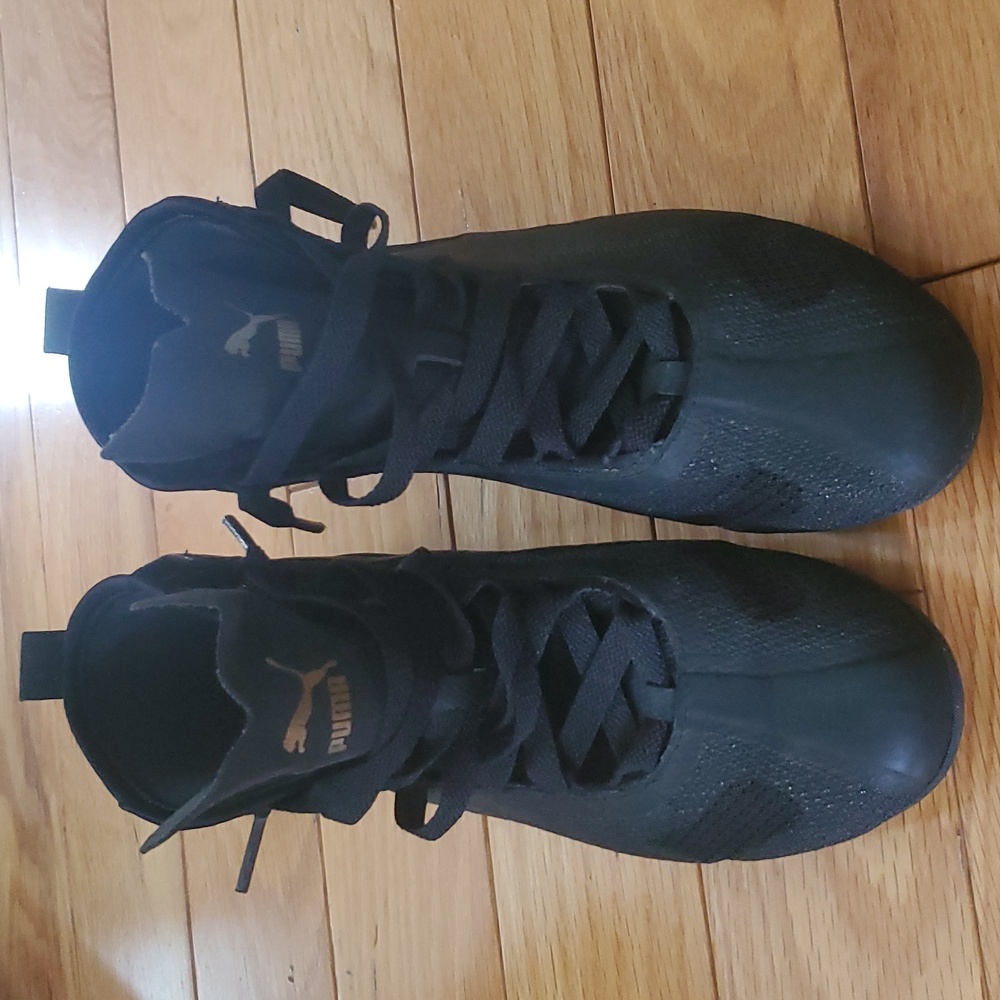 Puma size 6 shoes, NWB
